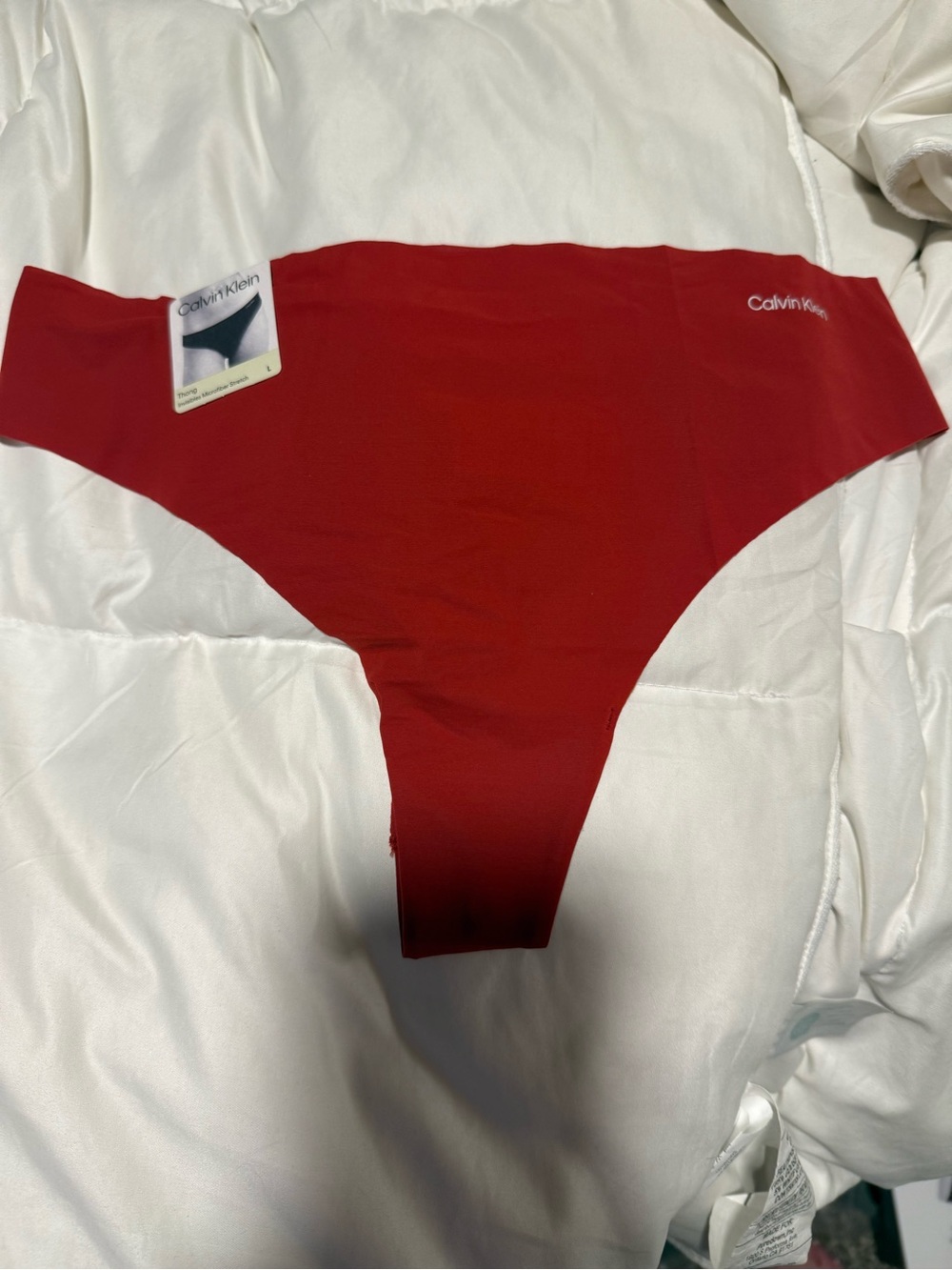 NWT Women’s Calvin Klein Microfiber Stretch Thong Underwear size large